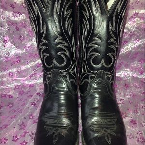 Laredo Women’s Cowboy boots size 7